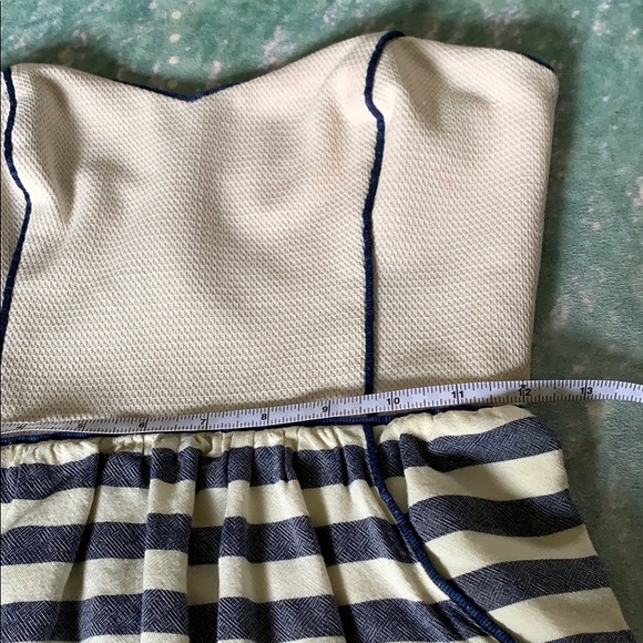 SMALL Striped strapless summer dress - cutout back - Picture 8 of 9